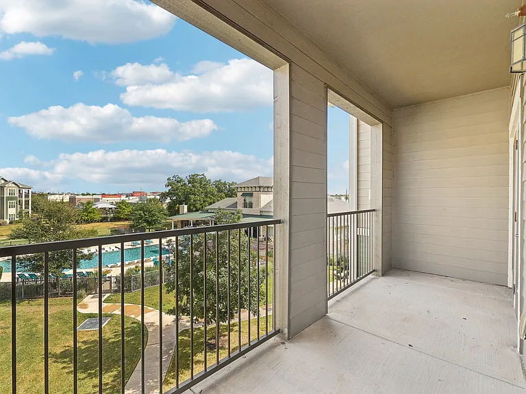 North Creek Apartments in Hutto, Texas