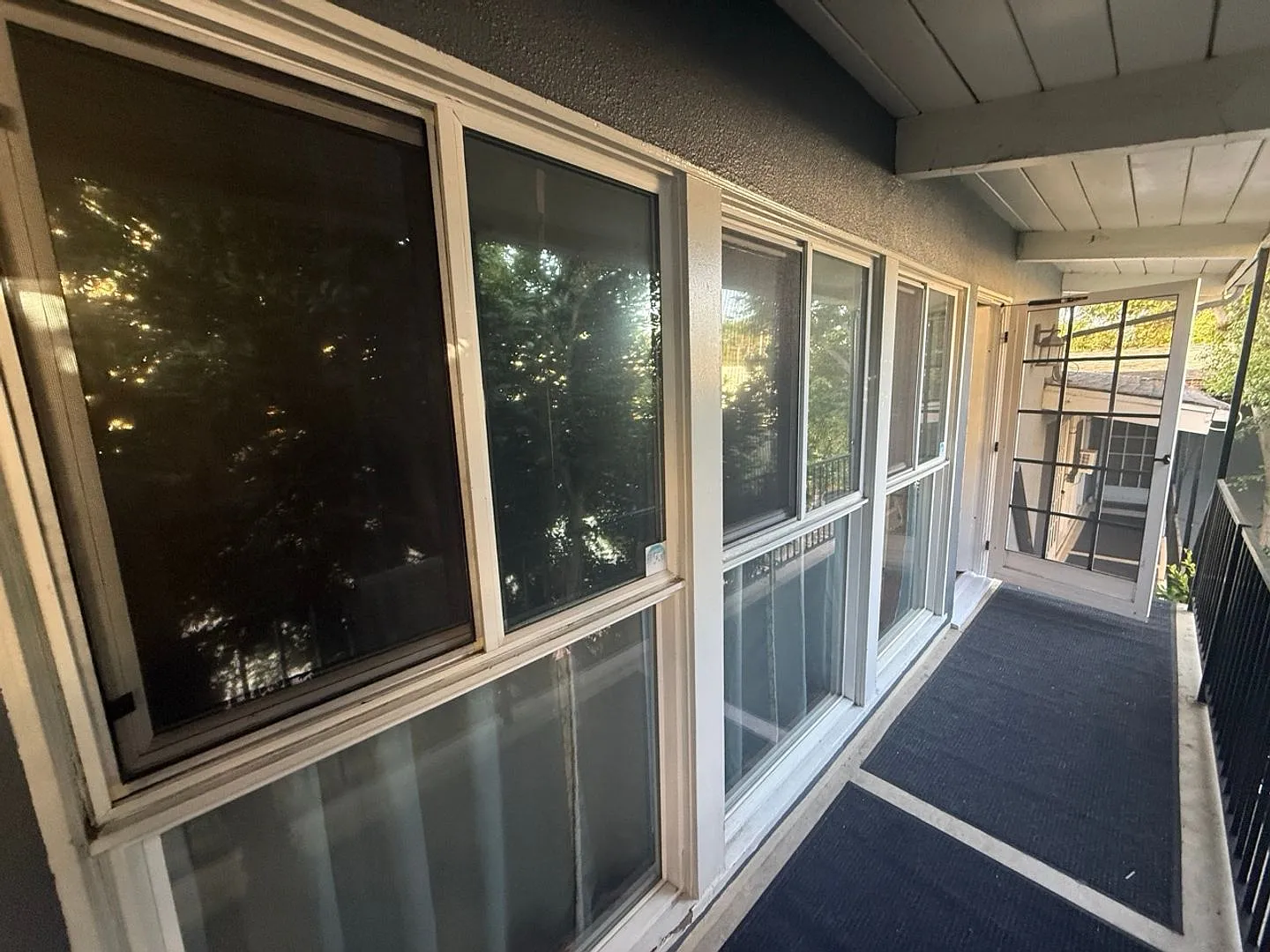 9017 Harratt St in the Heart of West Hollywood! — Photo 4