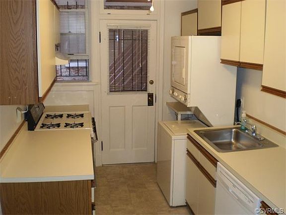 5th image of 507 N Arthur Ashe Blvd #8