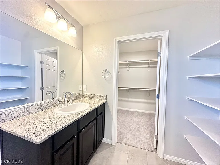 2646 Topaz Blue St — Photo 24