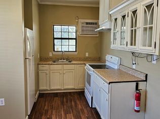 141 1st Pl #B, Thibodaux, LA 70301