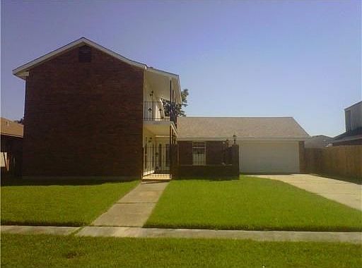 2nd image of 12921 Chanelle Ct