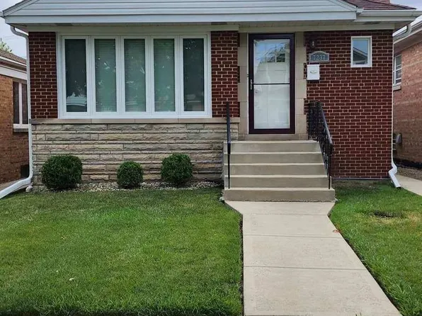 7237 N Oriole Ave, Chicago, IL 60631