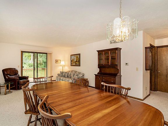 5th image of 2163 Remington Way NE