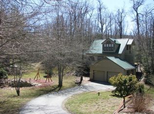 421 Fawn Dr, Boone, NC 28607