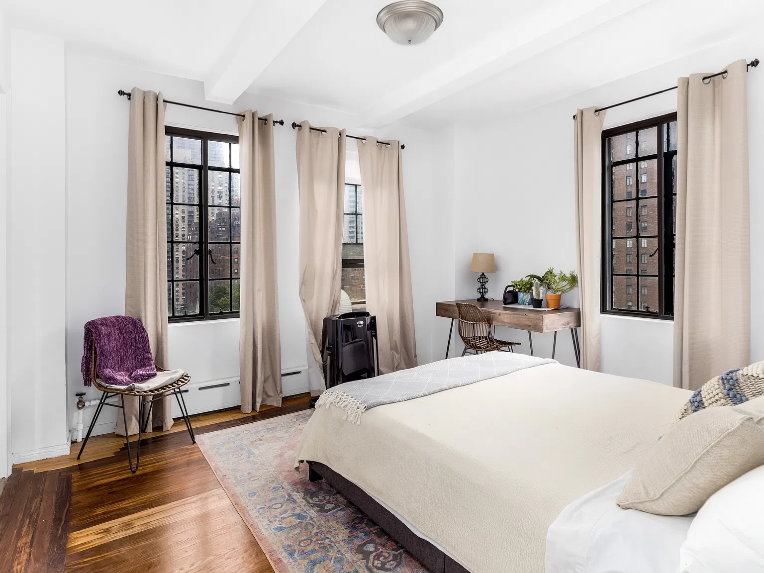 45 Tudor City Place — Photo 4