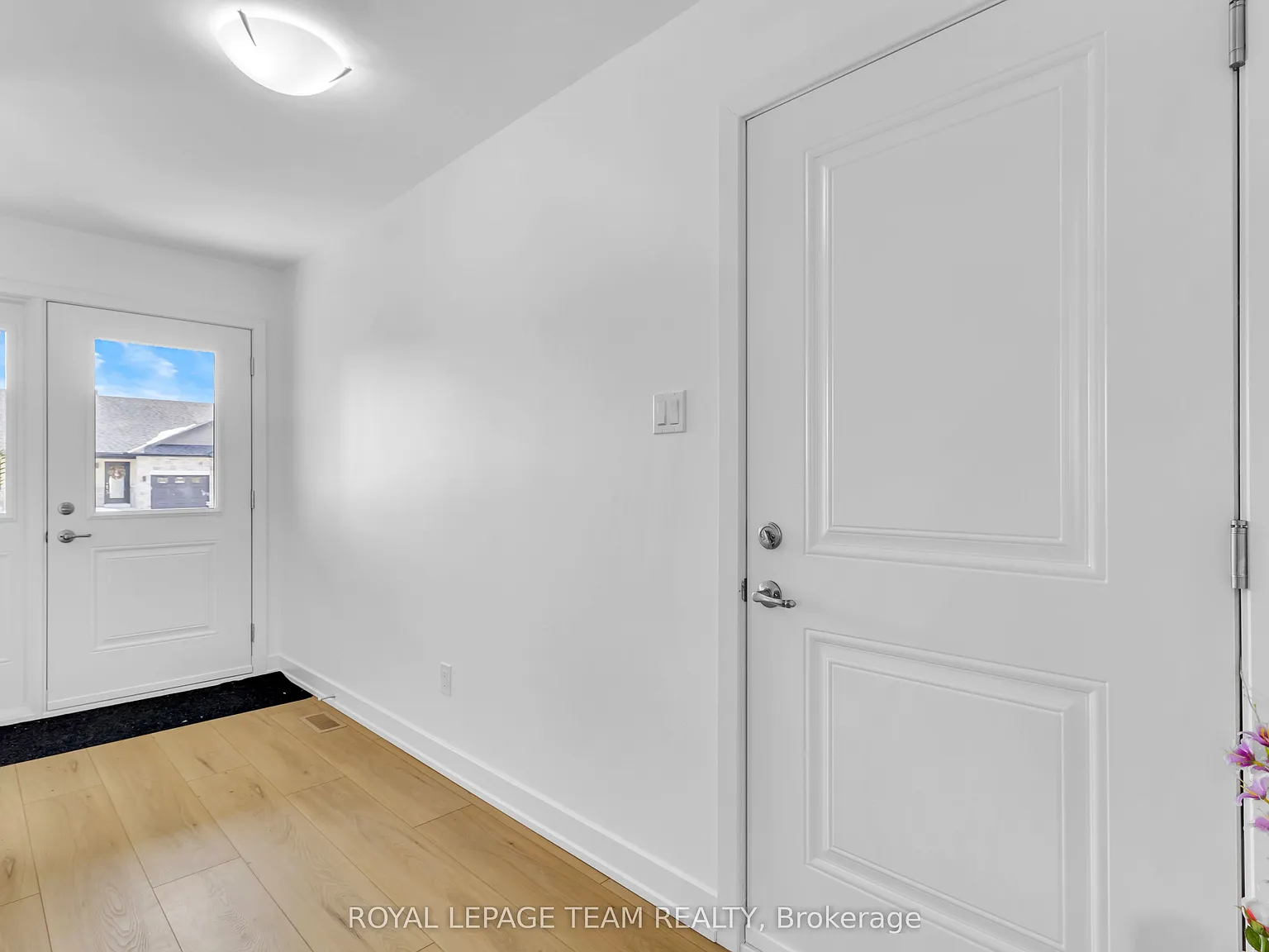 2 bed, $2,999 — Photo 2