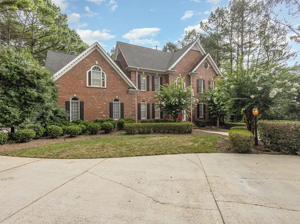 517 Tharps Ln, Raleigh, NC 27614