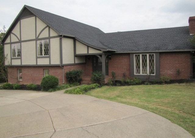 1st image of 1215 College Dr