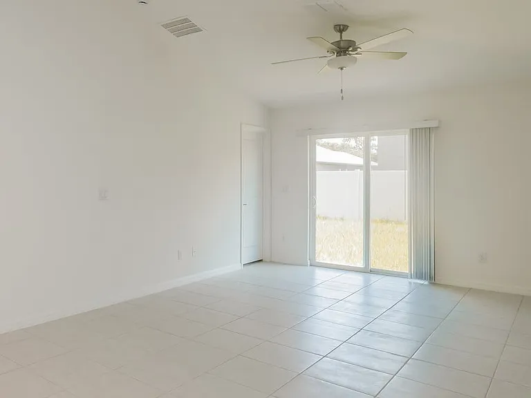 17876 Beaming Rays Ln — Photo 4