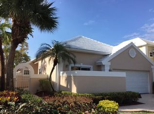 9246 Heathridge Dr, West Palm Beach, FL 33410