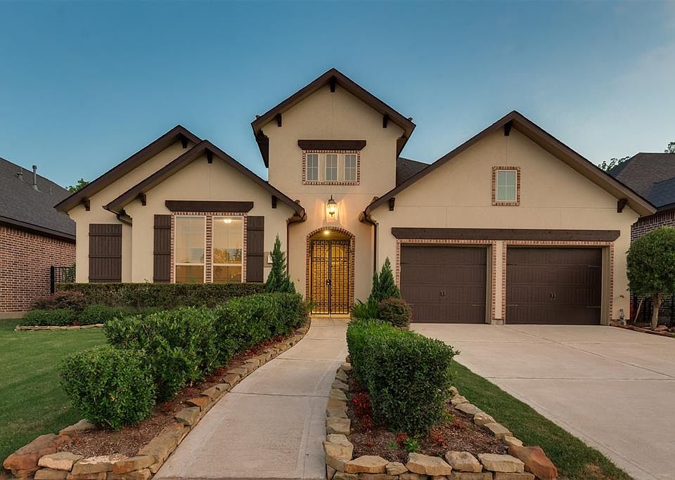 Welcome to your own oasis, a popular Patio Home that looks and feels like a model home with a warm and welcoming aura and that backs to a Greenbelt providing a resort style setting along with privacy.