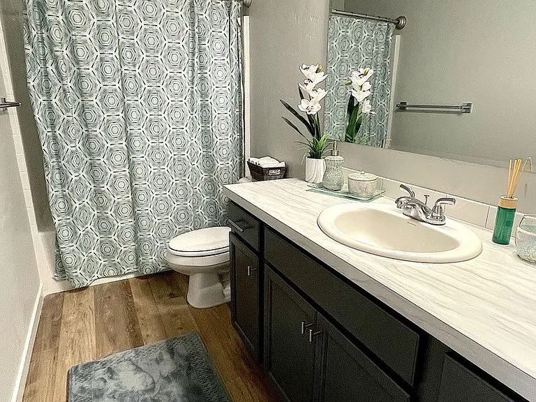 944 S Wavetrain Ave — Photo 4