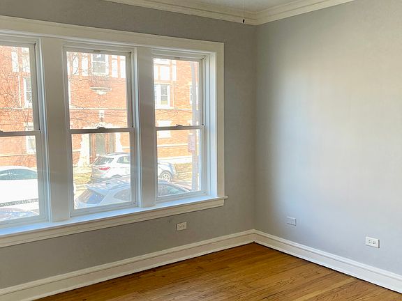 2nd image of 5209 W Schubert Ave #1