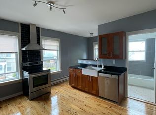 241 Sayles Ave FLOOR 2, Pawtucket, RI 02860