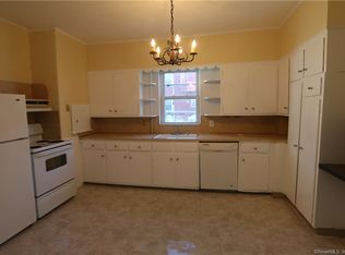 4 Sachem Ter APT 4, Norwich, CT 06360