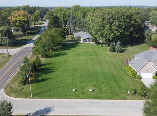 2550 Stony Ln, Elgin, IL 60124