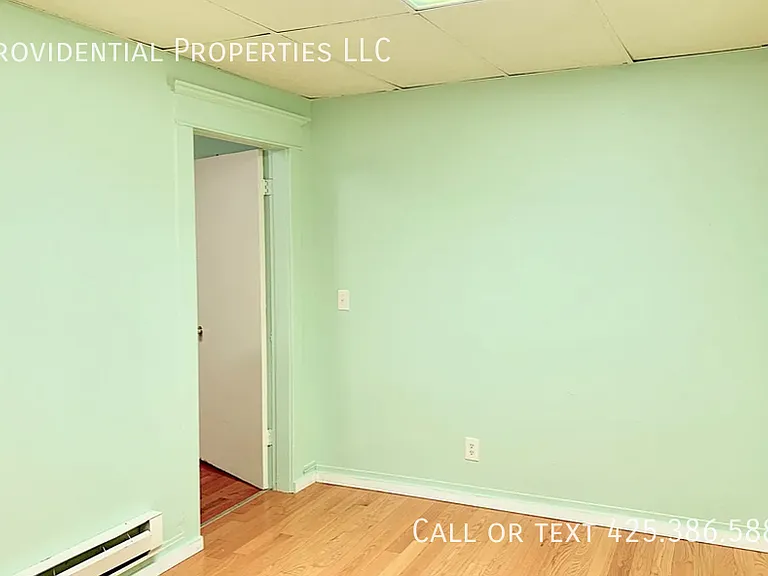 2468 S College St #B — Photo 7