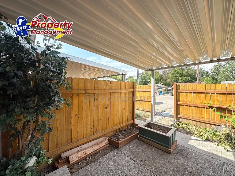 1105 S Leadville Ave — Photo 12