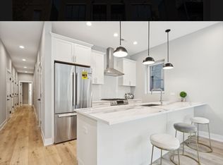 3341 N Sheffield Ave #3, Chicago, IL 60657