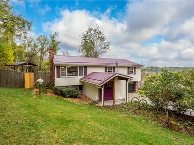 2 Wesley St, Charleroi, PA, 15022