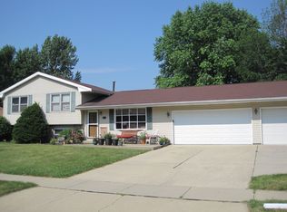 219 Felmley Dr, Normal, IL 61761