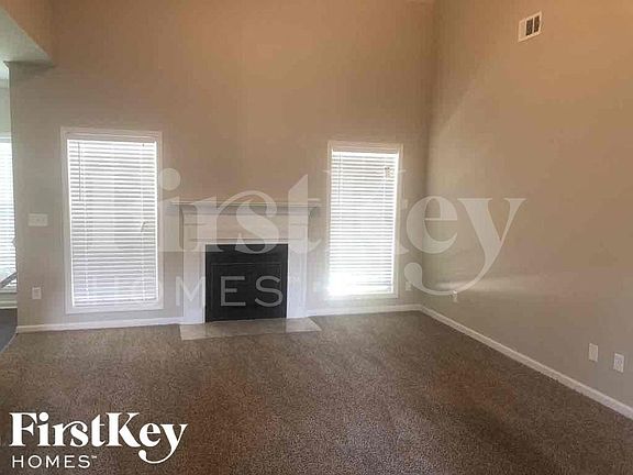 5th image of 1401 Aramore Dr SE