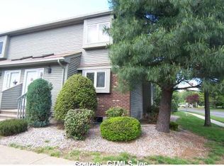 201 Sandstone Dr #201, South Windsor, CT 06074