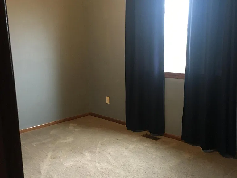 705 N Quartz Ave — Photo 12