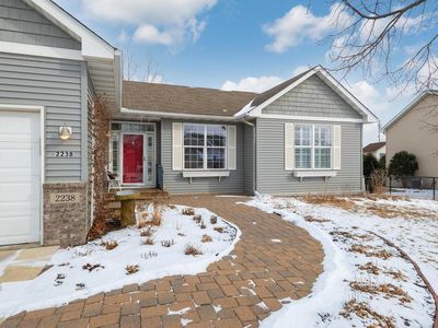 2238 Coldwater Xing, Mayer, MN, 55360