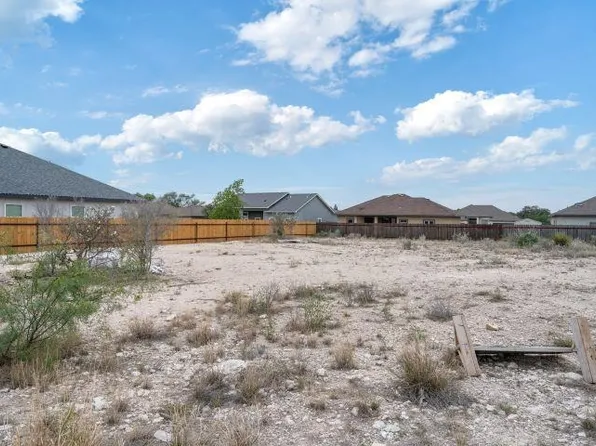 504 Enchanted Way #13, Del Rio, TX 78840