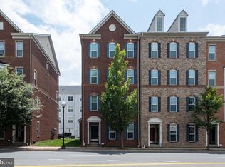 Lee Square, Manassas, VA 20110