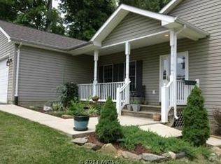 207 Freezeland Loop Rd, Linden, VA 22642