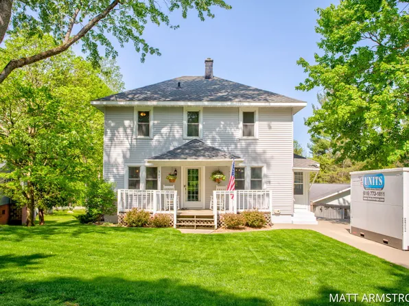 3643 Briggs Blvd NE, Grand Rapids, MI 49525