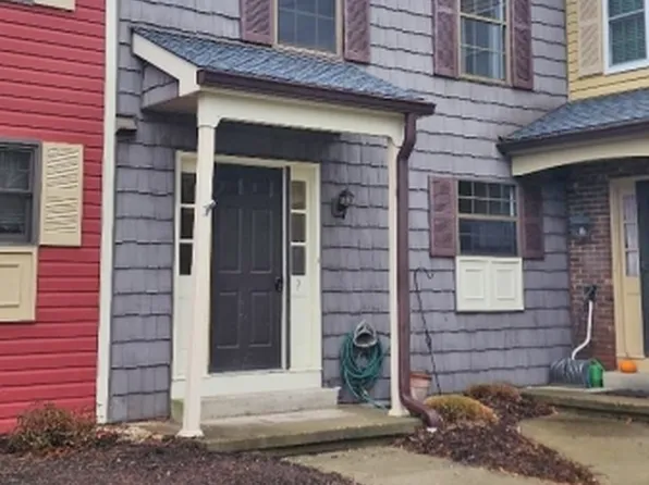 9 Duck Hawk Ct, Allamuchy Twp., NJ 07840