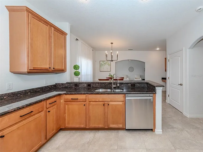 14462 Fort Worth Cir — Photo 24