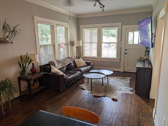 Living Room. Picture was taken with furniture, house is un-furnished.