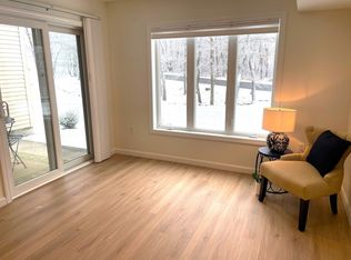 2 Duck Pond Rd APT 108, Beverly, MA 01915