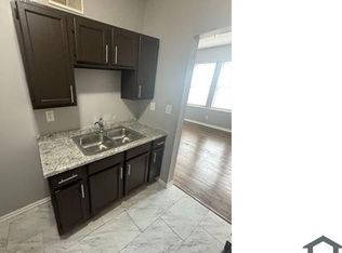 6814 S Perry Ave #2B, Chicago, IL 60621