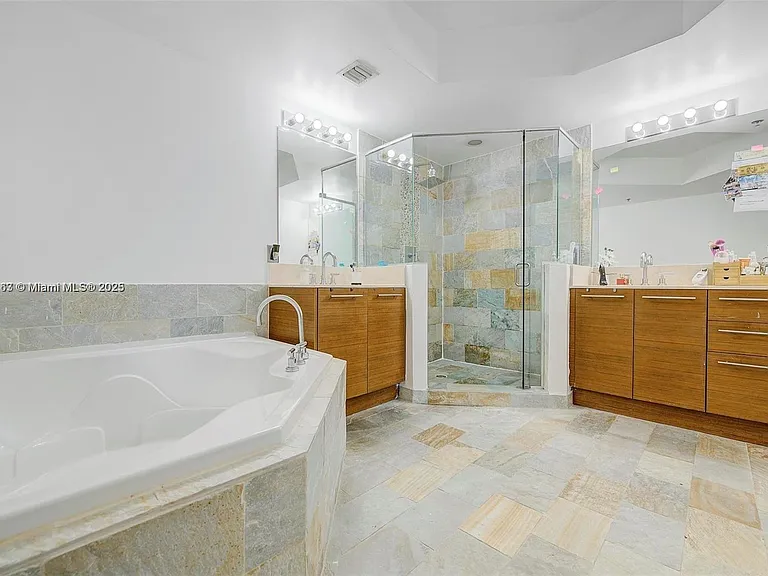 2681 N Flamingo Rd #1201S — Photo 10