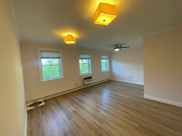 1443 Fifth Avenue image 1 of 11
