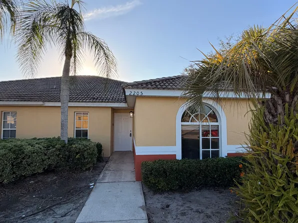 2205 Mystic Ring Loop, Kissimmee, FL 34759