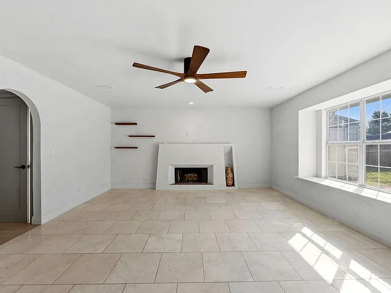 134 Hopeland Dr — Photo 13