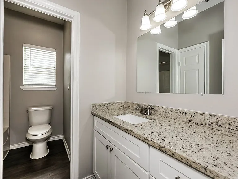 1812 Alanbrooke Dr — Photo 15