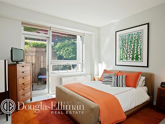 2nd image of 517 W 46th St APT 102