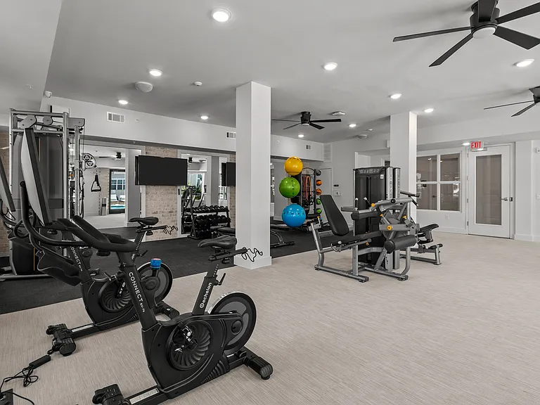 The Holbrook at Town Center — Photo 40