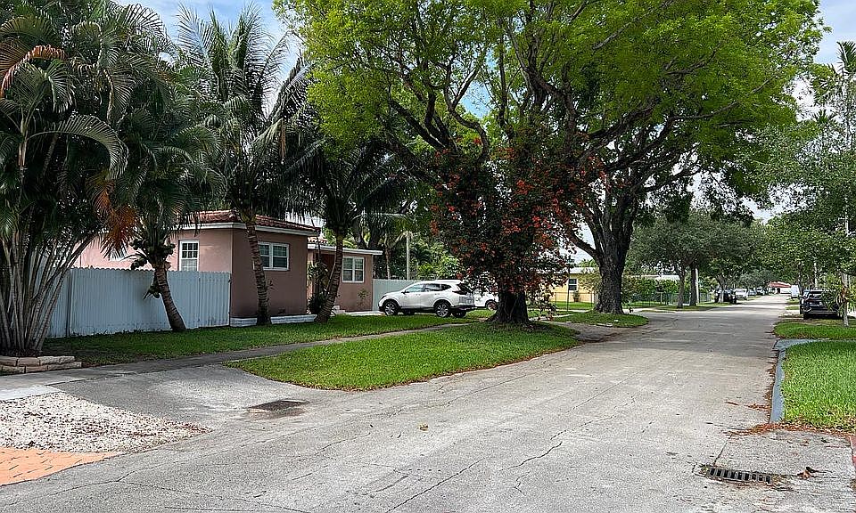 2nd image of 6260 NW 39th Ter