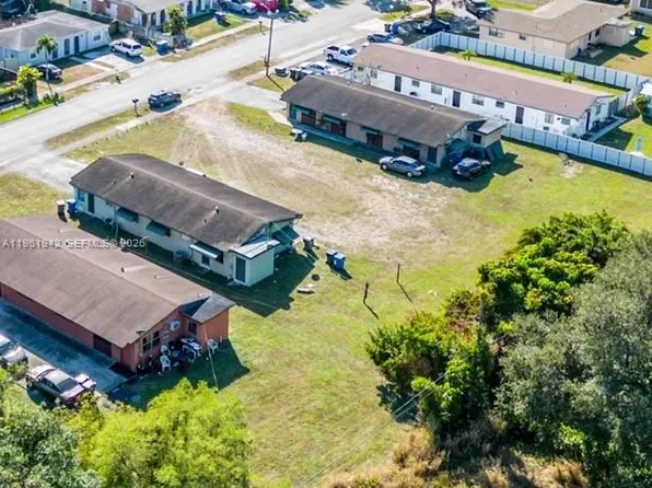 5701 SW 27th St, Hollywood, FL 33023