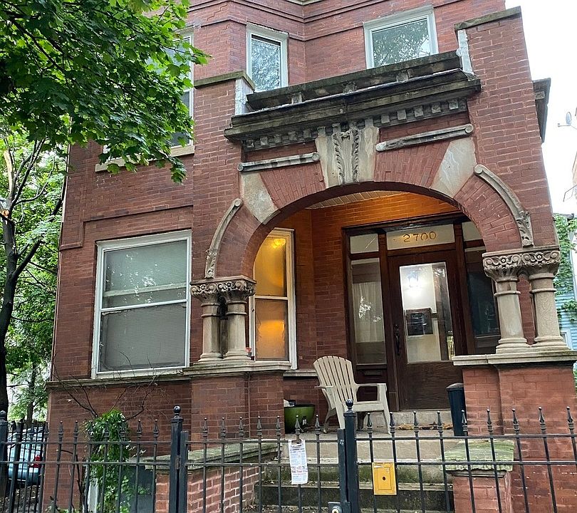 1st image of 3032 W Schubert Ave #2W