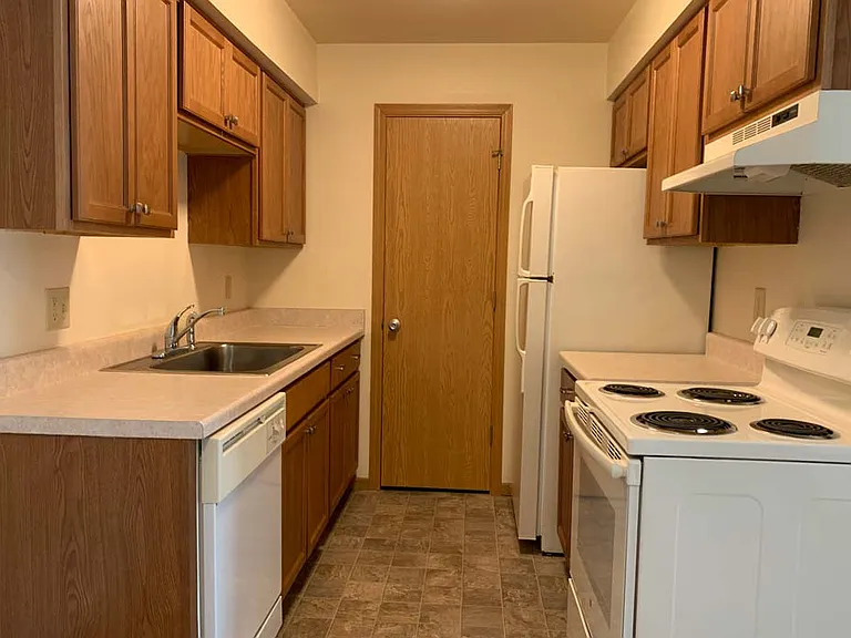 Maryland Park Apartments — Photo 4